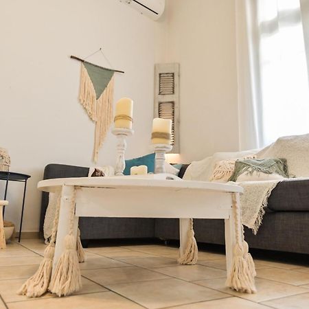 Art Apartment Epidaurus Extérieur photo